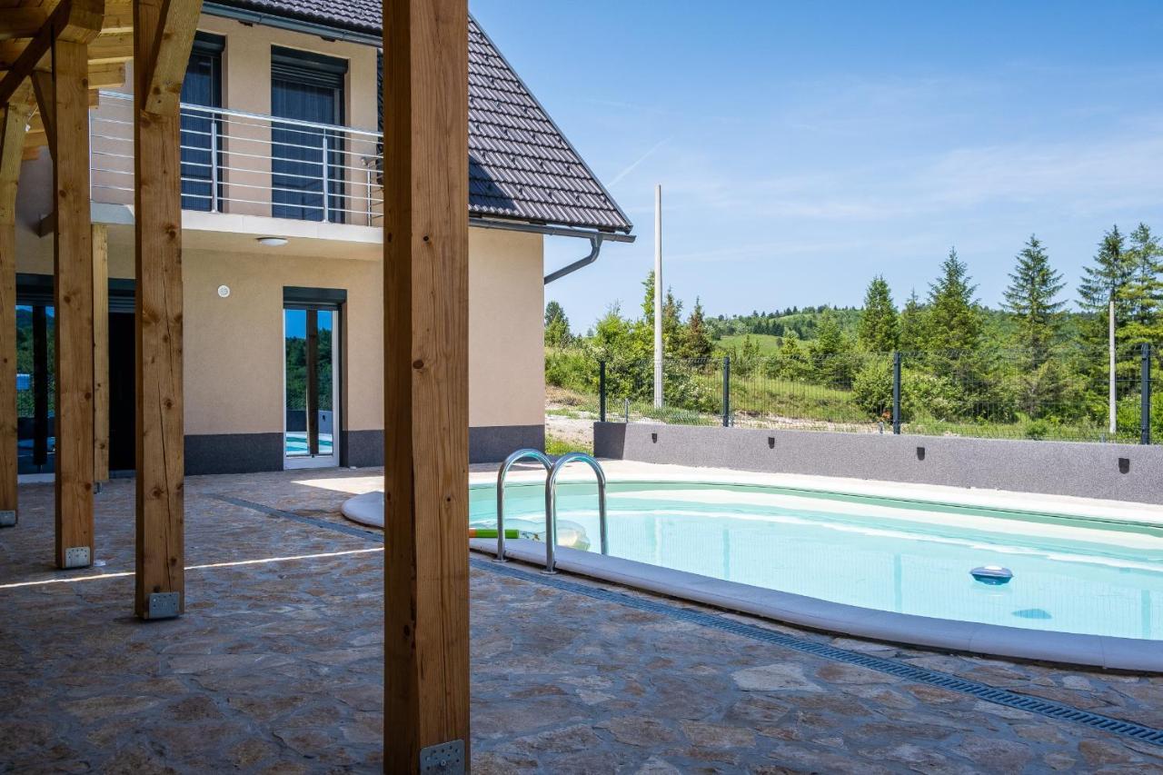 Villa Nesa - Beautiful Guest House At Continental Croatia With Outdoor Swimming Pool, Sauna And 3 Bedrooms Plaski Exterior photo